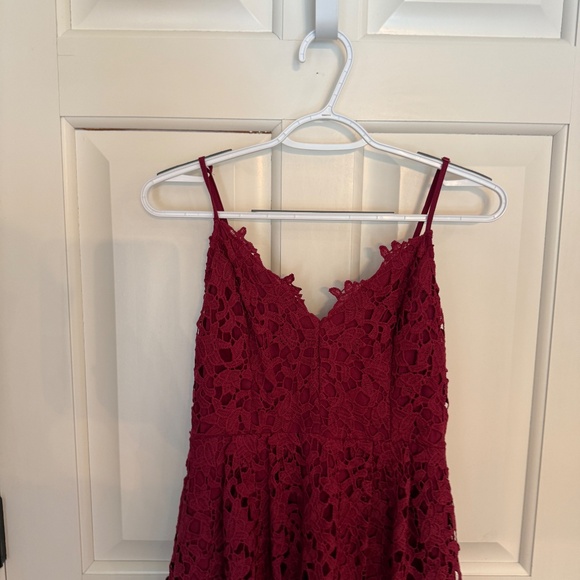 ASTR The Label Lace Sheer Midi Dress In Red Tannin 45726 - Picture 5 of 12
